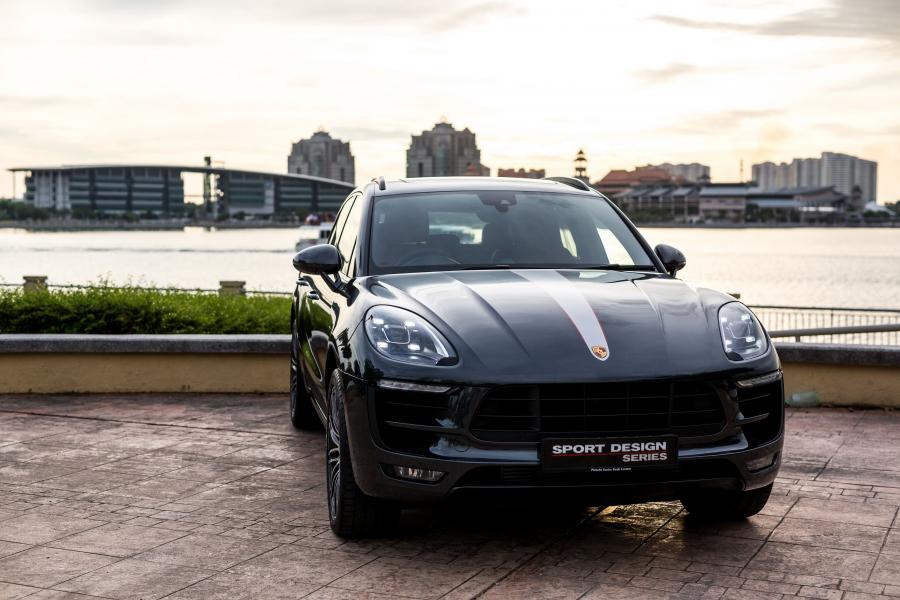  Porsche Macan SportDesign Package (95B) 2016 года  (MY) (фото 24 из 40)